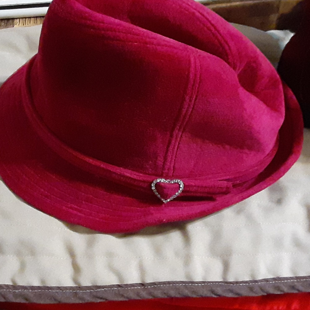 Fashion hat